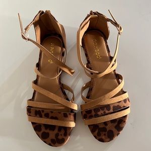 NWOT Bamboo Sandals